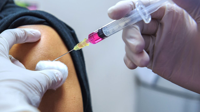 Bilim Kurulu Üyesi Kara uyardı: Aşıları aksatmayın