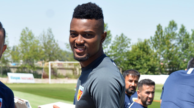 Bernard Mensah'ın yaz transfer döneminde Kayserispor'dan ayrılması bekleniyor.