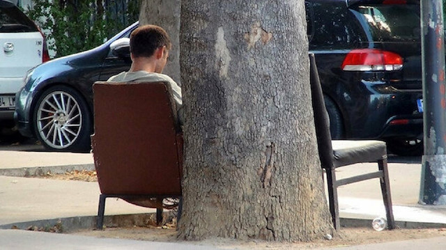 Taksim'de sürücülerden park ücreti adı altında zorla para alan değnekçilerden Aşkın A. gözaltına alındı. 