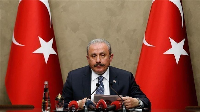 رئيس البرلمان التركي يعرب عن تضامنه مع الشعب اللبناني