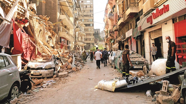 Beyrut'taki patlama sonrasından bir görüntü.