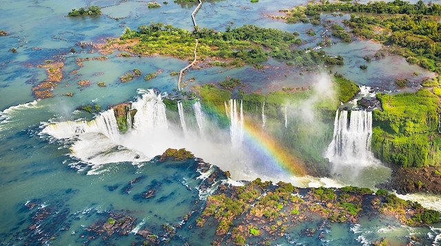 Bütün mümkünlerin kıyısında: İguazu Şelaleleri