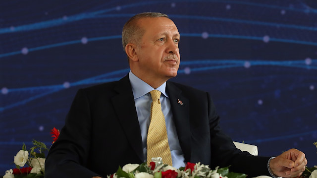 Cumhurbaşkanı Erdoğan, TÜBİTAK Kovid-19 Türkiye Platformu üyeleriyle bir araya geldi.
