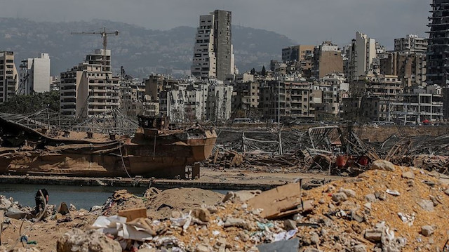 Beyrut Limanı'nda 4 Ağustos'ta patlayıcı maddelerin bulunduğu 12 numaralı depoda önce yangın çıkmış ardından tüm kenti sarsan çok güçlü patlama meydana gelmişti. 