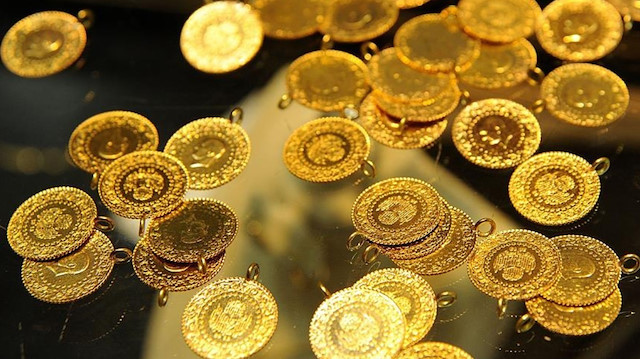 Altının gram fiyatı cuma günkü kapanışa göre yüzde 2,12 yükselişle işlem gördü.