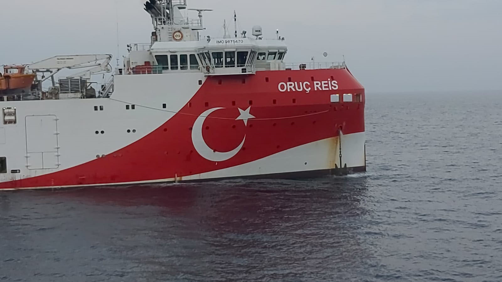 Oruç Reis arama faaliyetlerine devam ediyor.
