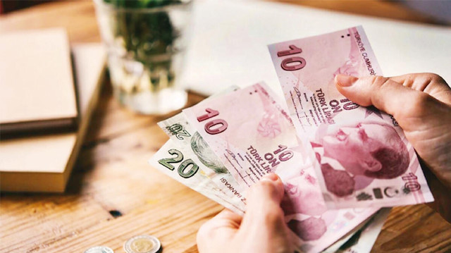 Türkiye İstatistik Kurumu (TÜİK)​ verilerine göre, 2020 yılının ilk altı aylık enflasyon oranı yüzde 5.75’e yükselince dul ve yetim aylıkları da aynı oranda yükseldi. 