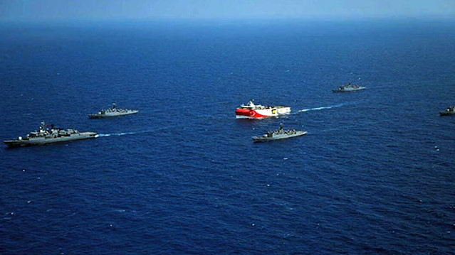 Oruç Reis gemisi ve Türk Donanması Doğu Akdeniz'deki görev alanında...