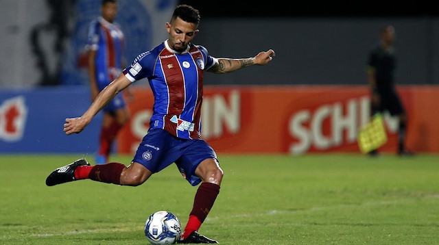 Trabzonspor Bahia'da görev yapan 24 yaşındaki orta saha oyuncusu ile 4 yıllık anlaşma sağladı.