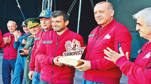 Cumhurbaşkanı Erdoğan ve Selçuk Bayraktar