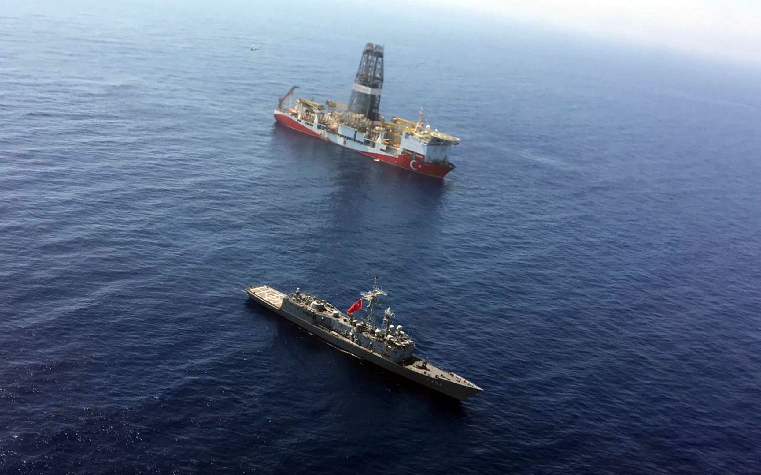 Sakarya Gaz Sahası’nda keşfedilen 320 milyar metreküp doğal gaz rezerviyle Türkiye’nin enerji ithal faturası ciddi miktarda azalacak.