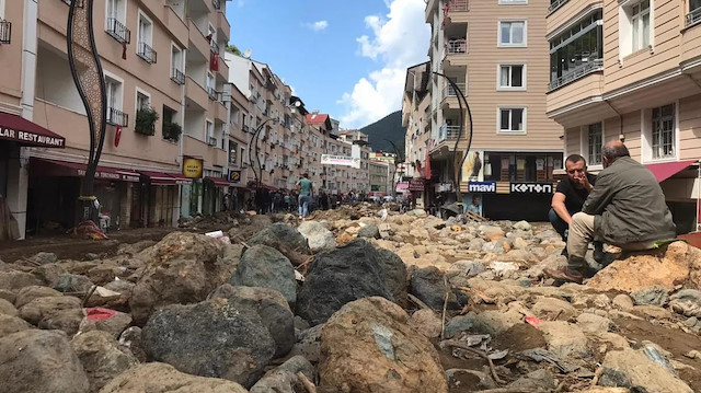Giresun'daki sel felaketinde 8 kişi yaşamını yitirdi.