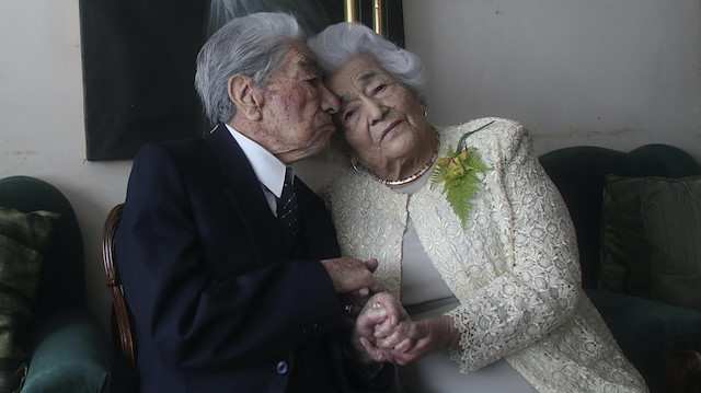 Ekvadorlu çift, "Yaşayan en yaşlı evliler" olarak rekorlar kitabına girdi. 