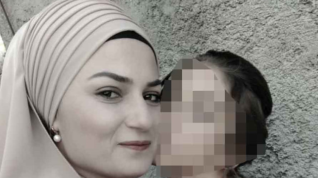 Cezaevi firarisi kocası tarafından sokak ortasında öldürülen Remziye Yoldaş.