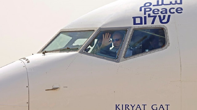 İsrail uçağı, BAE'ye ilk uçuşunu 'Kıryat Gat' ile yaptı.