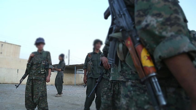 YPG/PKK'lı teröristler Suriye'de bir kız çocuğunu daha kaçırdı