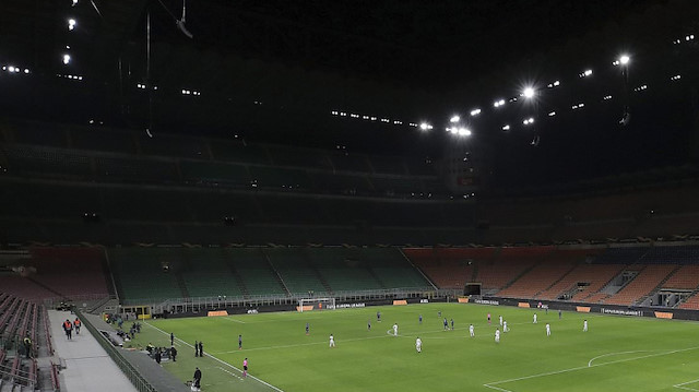 Süper Lig'in ilk yarısında stadyumlara seyirci alınmayacak.