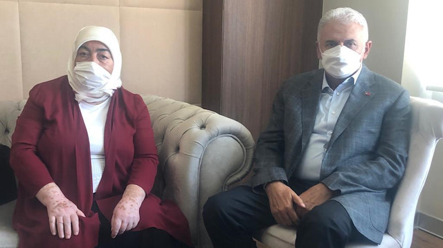 Binali Yıldırım, vücut kırgınlığı nedeniyle bu sabah eşi Semiha Yıldırım ile Ankara Şehir Hastanesi'ne başvurduklarını açıkladı.