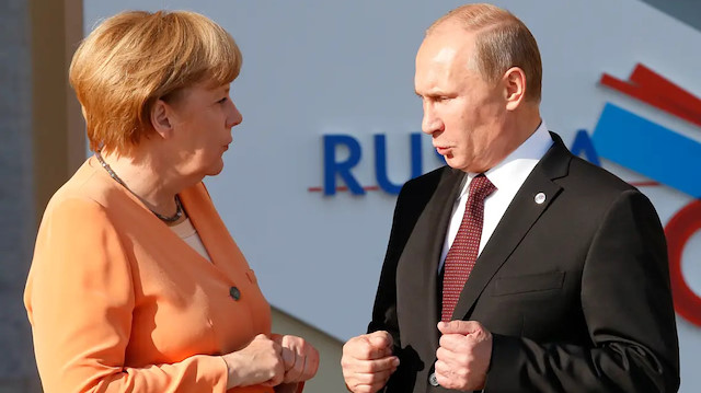 Almanya Başbakanı Angela Merkel ile Rusya Devlet Başkanı Vladimir Putin.