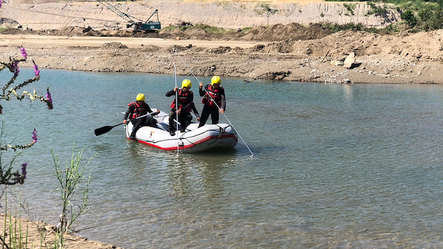 Giresun'da sel kayıpları aranıyor.