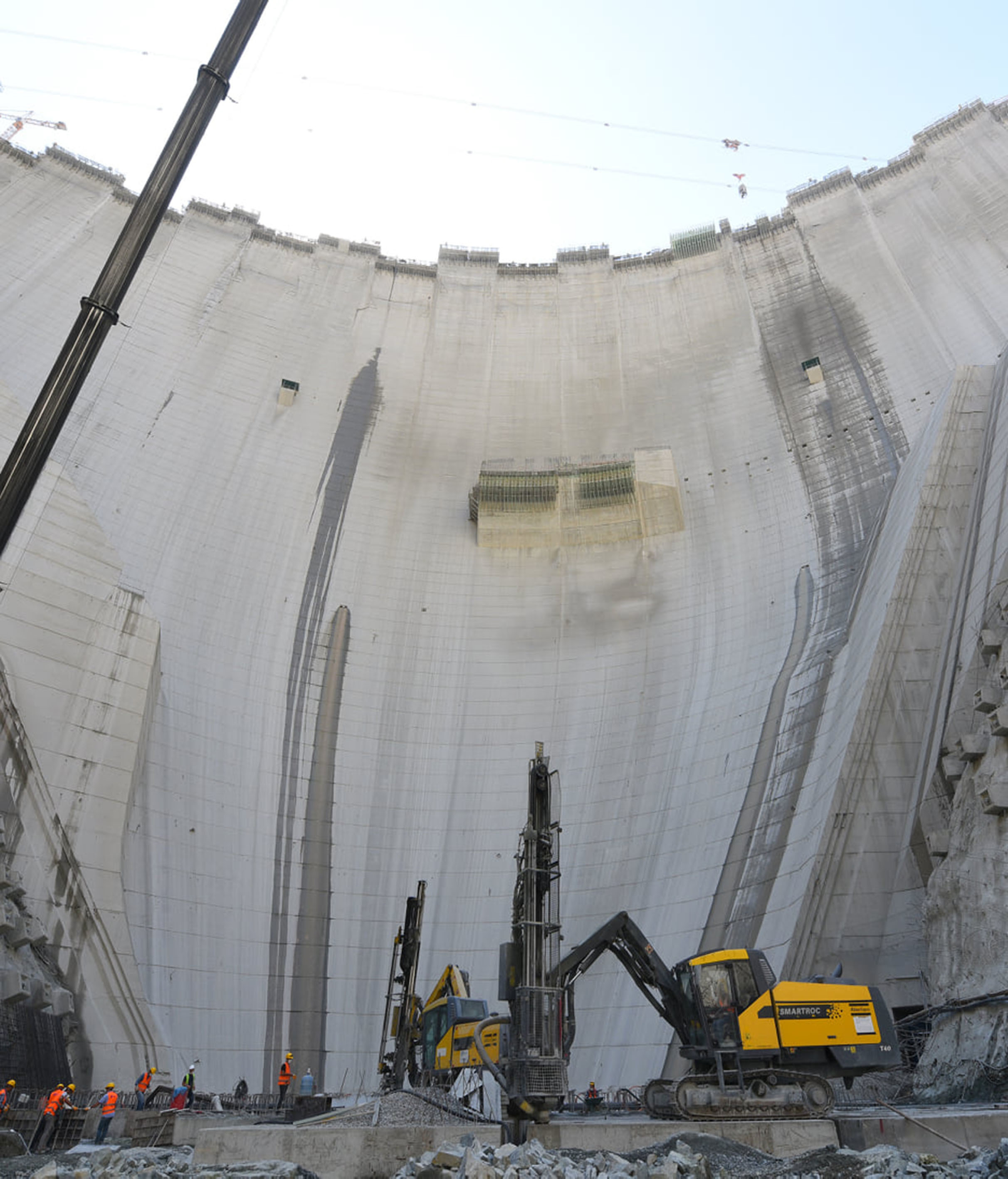 Yusufeli Barajı 2,5 milyon kişinin enerji ihtiyacını karşılayacak.