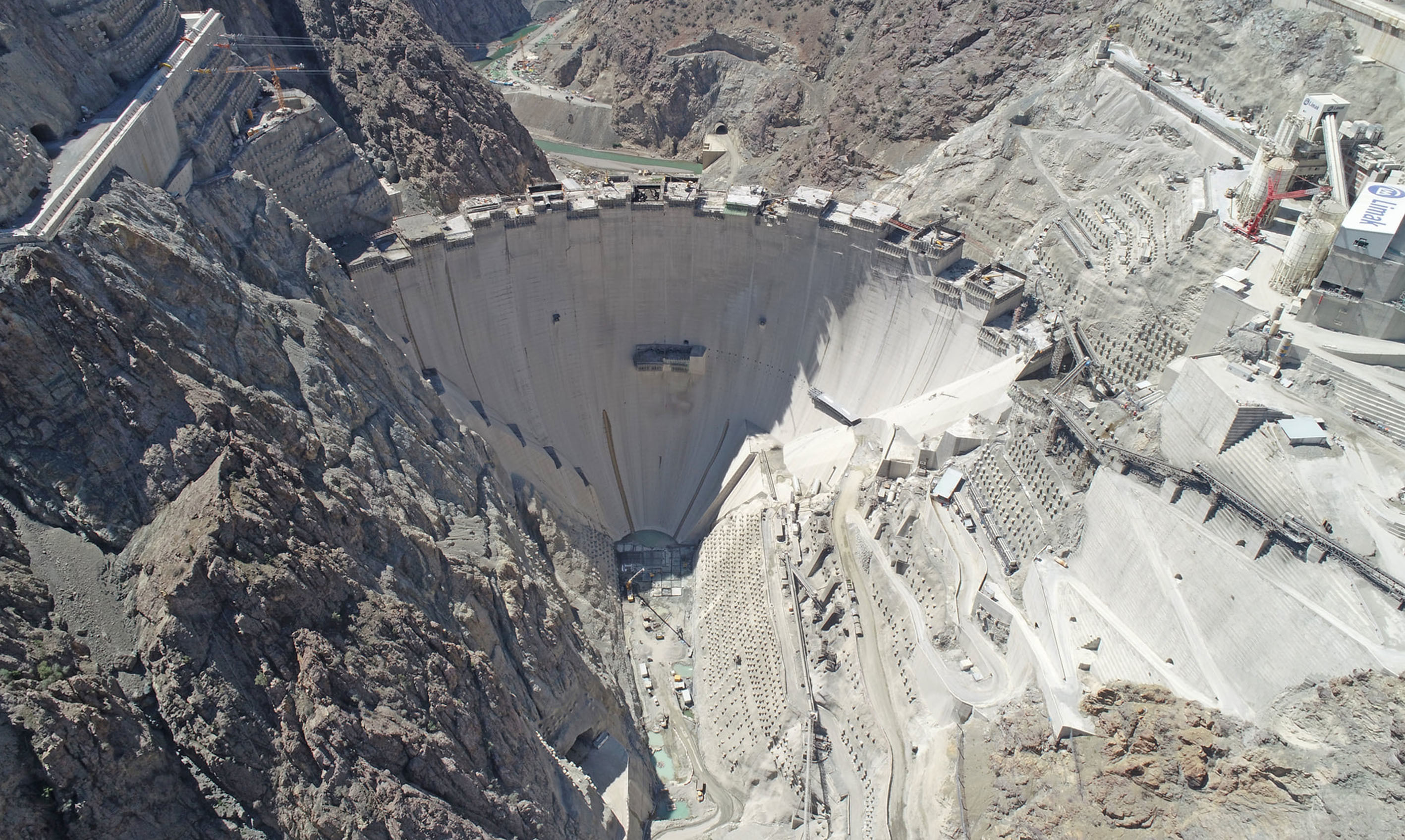 Yusufeli Barajı 2,5 milyon kişinin enerji ihtiyacını karşılayacak.
