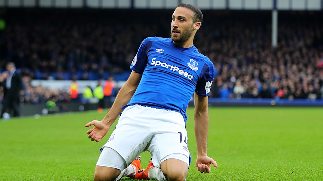 Cenk Tosun, geçtiğimiz sezonun devre arasında Crystal Palace'a transfer olmuş, sakatlığının ardından Everton'a geri dönmüştü.