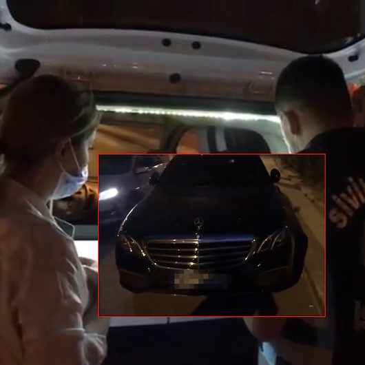 Trafiği tehlikeye atarak çiğ köfte yiyen sürücüye ceza kesildi