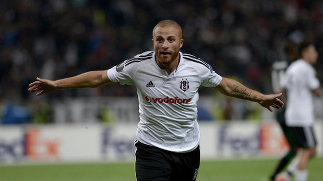 Gökhan Töre, siyah-beyazlı formayla çıktığı 120 maçta 19 gol atarken, 29 da asist yaptı.