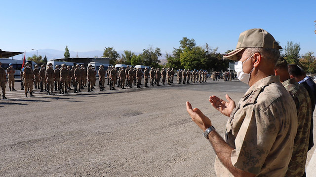 Elazığ'da komandolar dualarla Suriye'ye uğurlandı