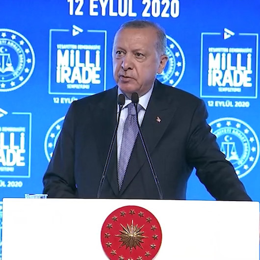 Cumhurbaşkanı Erdoğan: Millet kıyama kalktığında darbecilerin tankı da, topu da hiçbir işe yaramıyor