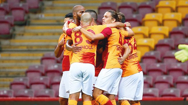 Galatasaraylı oyuncuların gol sevinci