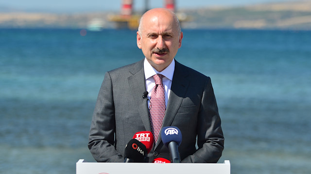 Bakan Karaismailoğlu, 1915 Çanakkale Köprüsü inşaatında incelemelerde bulundu.

