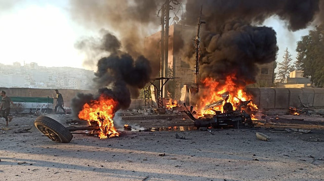 Afrin'de bomba yüklü araçla saldırı: Ölü ve yaralılar var