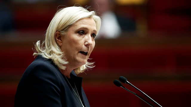 Fransa'da aşırı sağcı Ulusal Birlik Partisinin lideri Marine Le Pen açıklama yaptı.