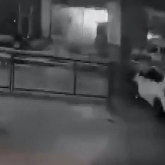 Yolavada lokantadaki patlama anı: Yoldan geçen vatandaş saniyelerle kurtuldu