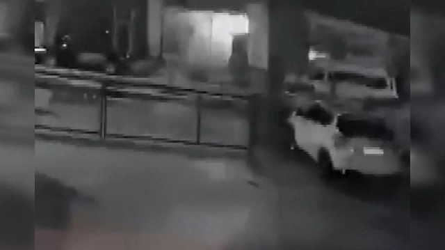 Yolava'da lokantadaki patlama anı: Yoldan geçen vatandaş saniyelerle kurtuldu