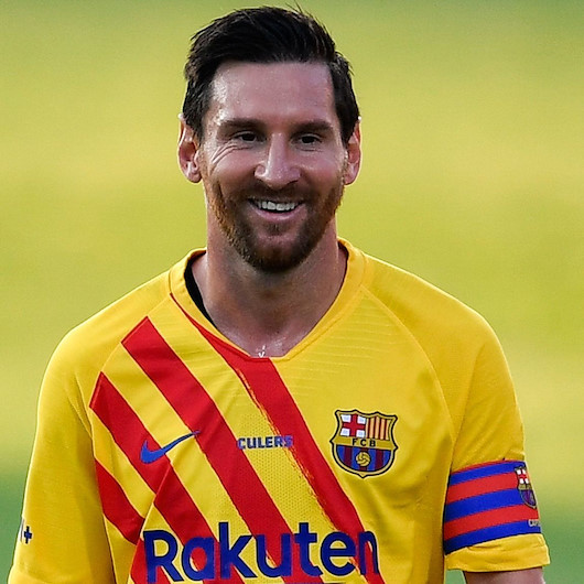 2020 yılının en fazla kazanan futbolcusu Lionel Messi oldu