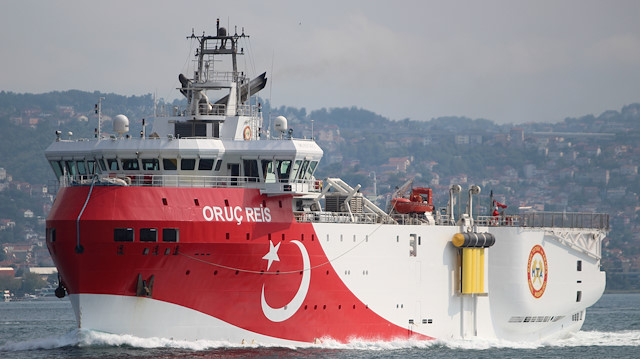 FILE PHOTO: Turkish seismic research vessel Oruc Reis sails in the Bosphorus in Istanbul, Turkey, October 3, 2018. Picture taken October 3, 2018. REUTERS/Yoruk Isik/File Photo

