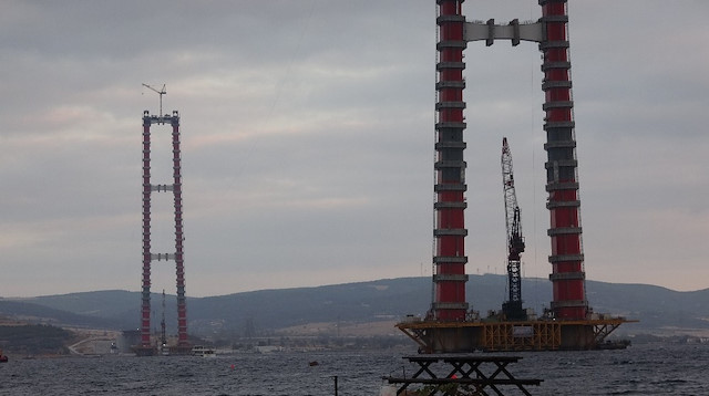 1915 Çanakkale Köprüsü'nde 2'nci kılavuz halat çekiliyor