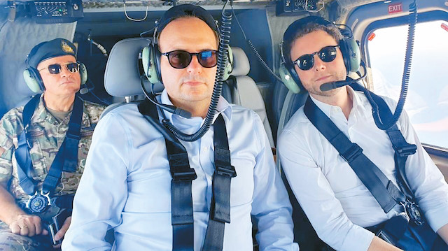 Rum Kesimi’ne gelen Fransız AB Bakanı Beaune ve Rum mevkidaşı askeri helikopterle Yavuz Sondaj Gemisi ve Kapalı Maraş’ın etrafında uçuş gerçekleştirdi.