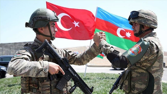 علييف: مناورات أذربيجان العسكرية مع تركيا تخيف أرمينيا