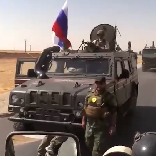 PYDli terörist Rus zırhlısından inerken görüntülendi