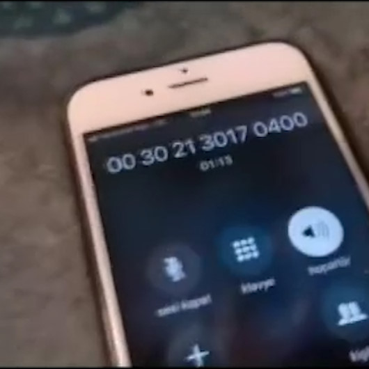 Cumhurbaşkanı Erdoğana hakaret eden Yunan gazetesine Osmanlı marşı dinlettiler