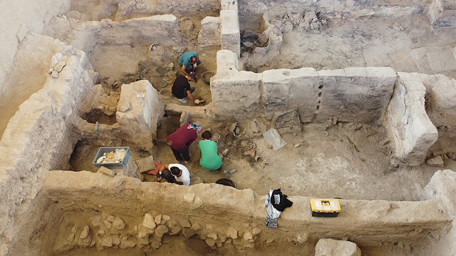 Archeologists unearth 4,000-year-old textile mill unearthed western Turkey