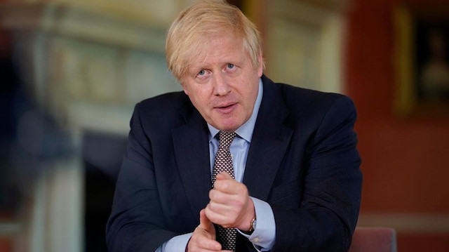 İngiltere Başbakanı Johnson koronavirüs tedbirleri kapsamında yeni kısıtlamaları açıkladı.
