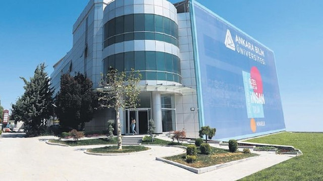 Ankara Bilim Üniversitesinin “Salgında Dalgın Olmamak: Üniversite Eğitiminin Yeni Kodları” Çalıştayı yapıldı.