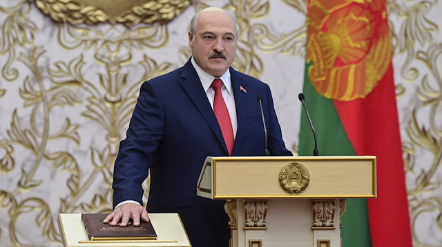 Belarus Cumhurbaşkanı Aleksandr Lukaşenko yemin ederek görevine başladı. 

