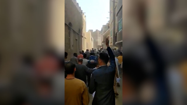 Mısır halkı sokaklarda Sisi'ye karşı 'öfke cuması' protestolarına başladı