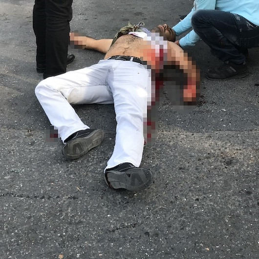 Esenyurt savaş alanı: Pompalıyla 2 kişinin ağır yaralandğıı dehşet anları kamerada